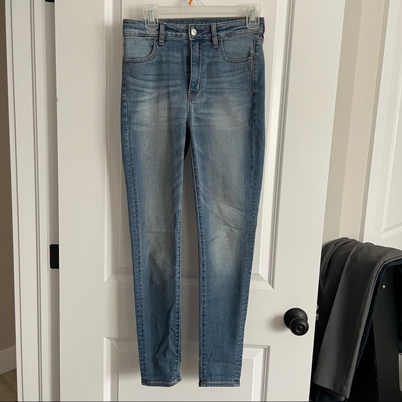 Size 4 Super High Rise Jegging American Eagle - Picture 7 of 7